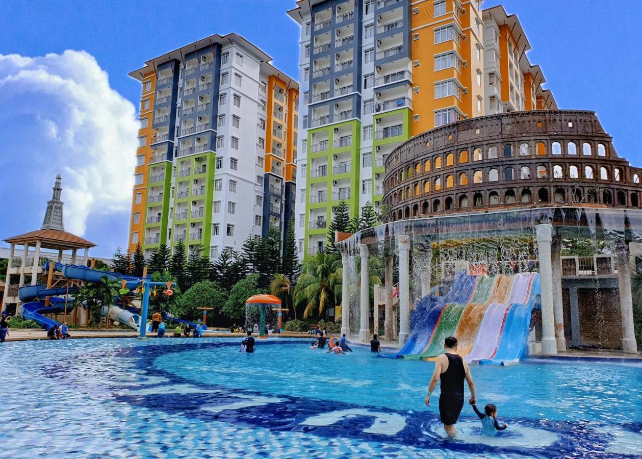 Melaka Top Largest Waterpark Resort - By Youbnb Homestay Melaka Exterior photo